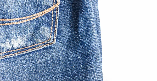 Jeans close-up, velho, bolso para trás, frente, amassado, torn.Isolated — Fotografia de Stock
