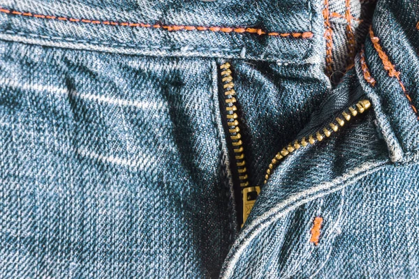 Calça jeans para desapertar o zíper close-up — Fotografia de Stock
