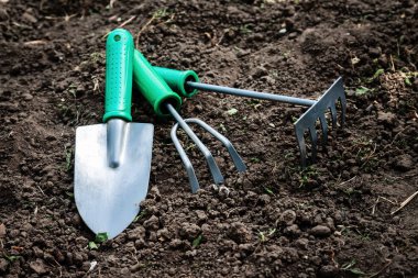 Bahçe aletleri, tırmık, kürek, Kepçe villalar yalan topraklarında en iyi v
