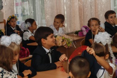 Ukraine.Kiev - 1 Eylül 2016. İlk-Greyder onların CIA'de oturmak