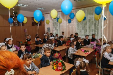 Ukraine.Kiev - 1 Eylül 2016. İlk-Greyder onların CIA'de oturmak