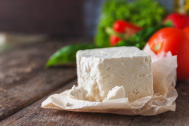 peynir beyaz peynir-brynza ve taze sebze, marul, domates, cucumb