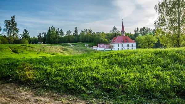 Kasteel in de stad van Gatchina — Stockfoto