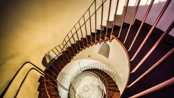 Upside view of a spiral staircase — Stock Photo, Image