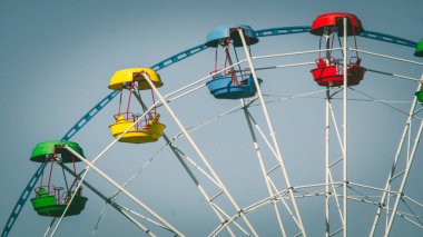 Eğlence Parkı cazibe, dönme dolap inceleme