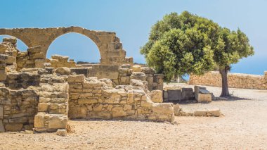 Antik Kourion kalıntıları. Limasol Bölgesi. Kıbrıs, 06 Ağustos 2017