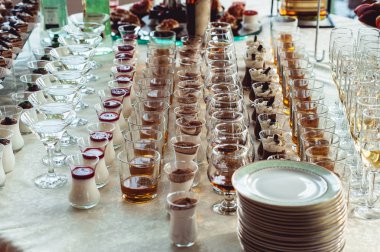 Düğün çikolata paketiyle alkol