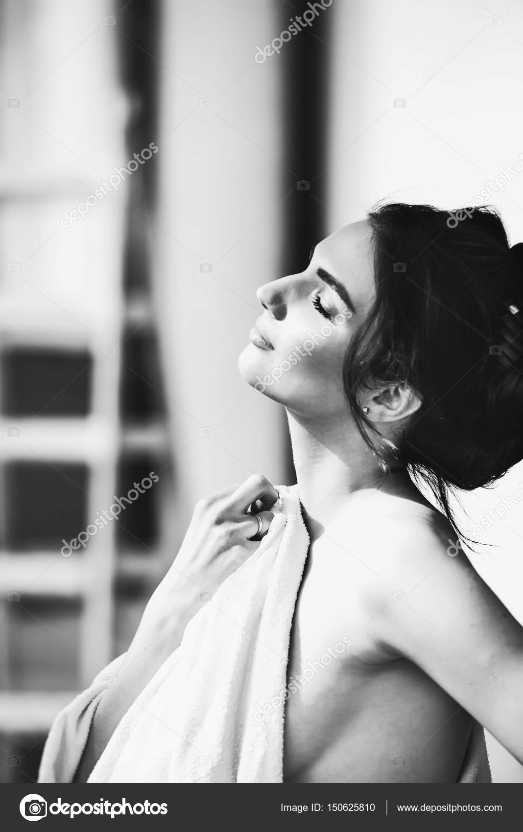 Naked loving lesbians gif Strip nude nsfw gif
