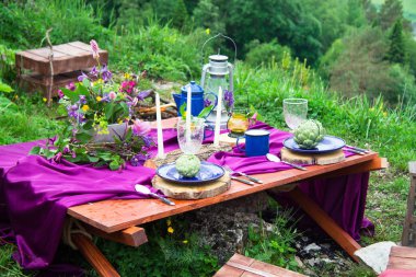 Sofra düğün rustik tarzda dekore edilmiş. Inspira düğün