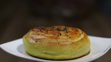 Bir somun döndürme. Döngü sürekli video