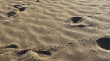 Yürüme veya kum üzerinde ilerlemeye