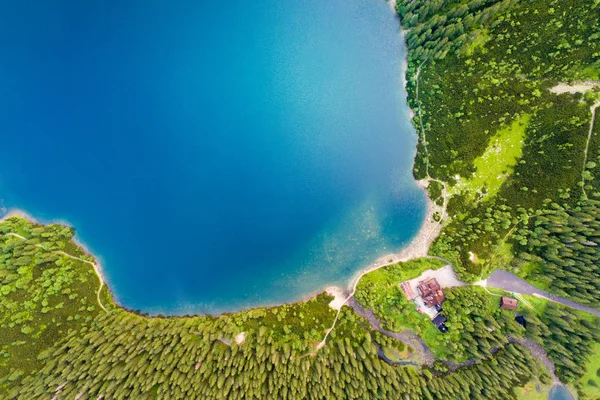 Глаз Морского озера в горах Татр — стоковое фото