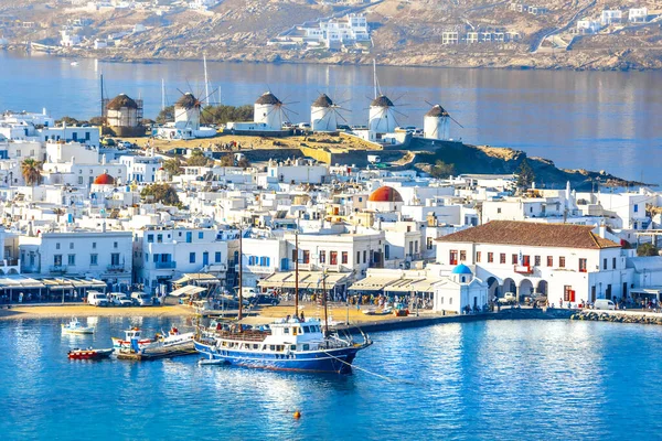 Mykonos kasabasının panoramik manzarası, Cyclades adaları, Yunanistan