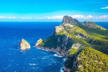 Cape Formentor 'un panoramik manzarası. Mayorka, Balear Adaları, İspanya