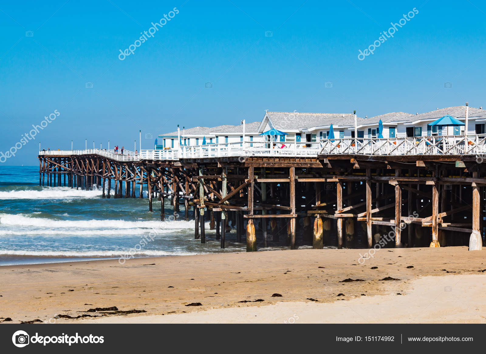 Crystal Pier In Pacific Beach Fishing And Vacation Cottages