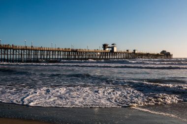 Oceanside balıkçılık iskele San Diego County alacakaranlıkta