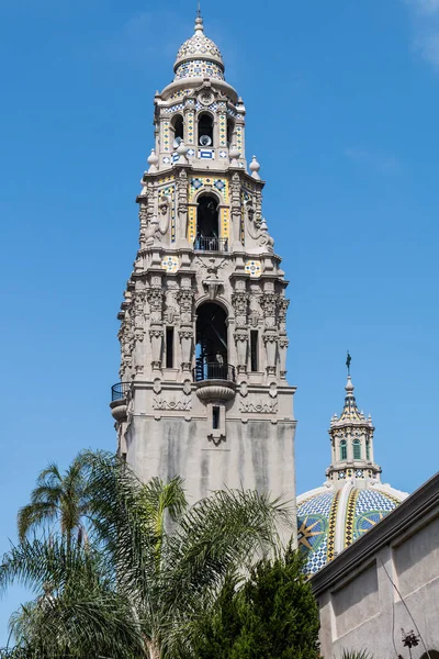 Θόλος του κτιρίου της Καλιφόρνια με πύργο στο πάρκο Balboa — Φωτογραφία Αρχείου