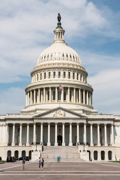 Mensen bezoek Capitol Square East Plaza in Washington, Dc — Stockfoto