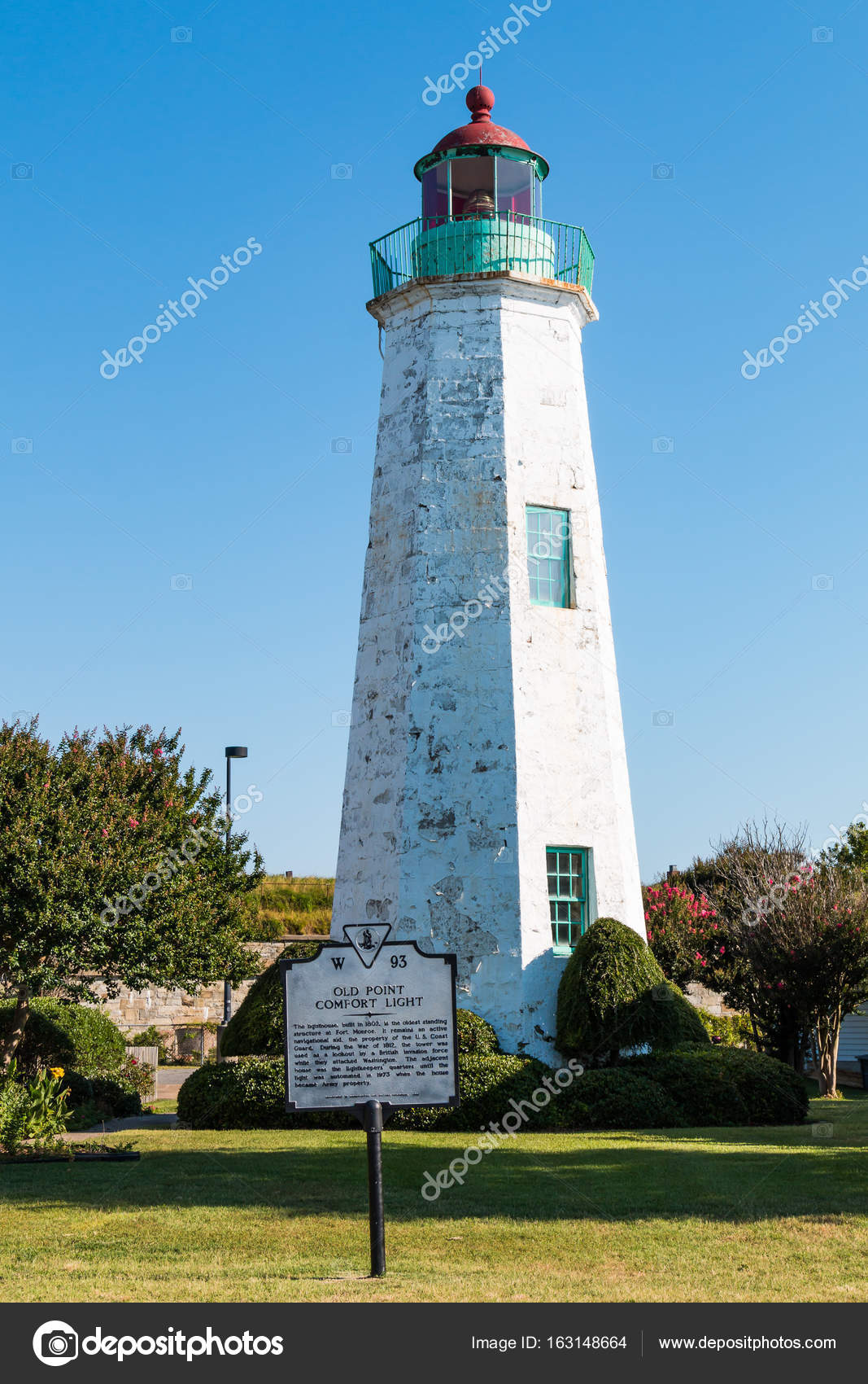 Old Point Comfort Lighthouse In Hampton Va Stock Editorial