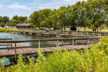 Tekne Dock ve Mount Trashmore Park Park Ofis