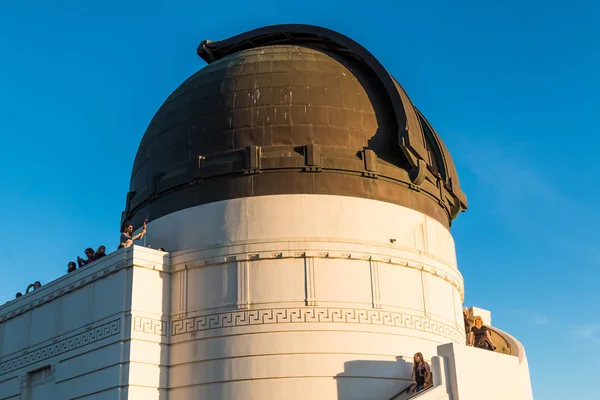 Los Angeles California Novembro 2017 Pessoas Apreciam Vista Topo Observatório — Fotografia de Stock