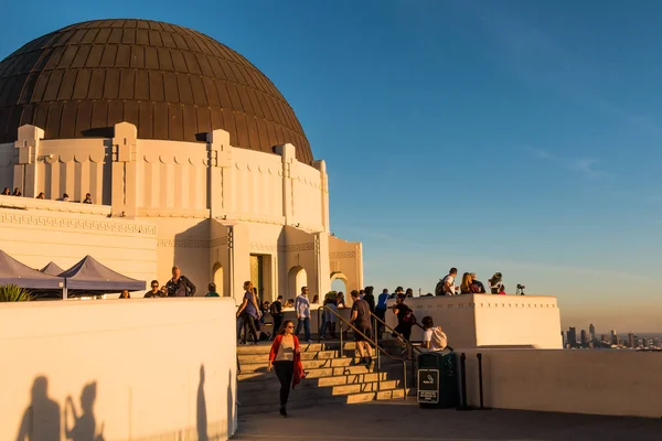 Los Angeles California 2017 November Emberek Látogatás Griffith Obszervatórium Mount — Stock Fotó