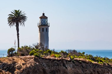 Rancho Palos Verdes, California - 9 Eylül 2017: 1926 yılında inşa edilmiş ve otomatik olarak 1971, nokta Vicente deniz feneri en üzerinde duruyor southwesternly Palos Verdes yarımadanın gelin.
