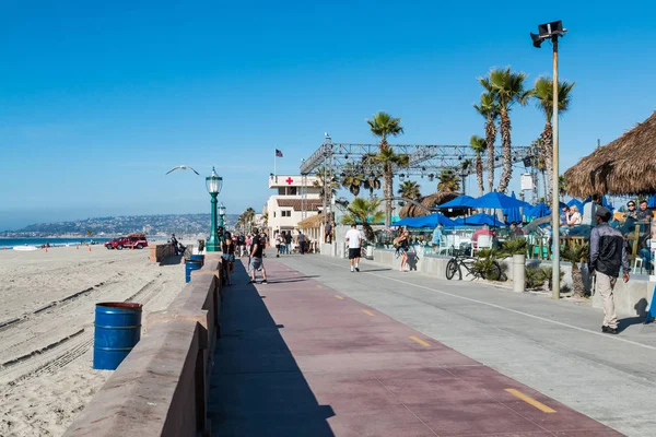 San Diego California February 2018 Mission Beach Boardwalk Concrete Boardwalk — Stock Photo, Image