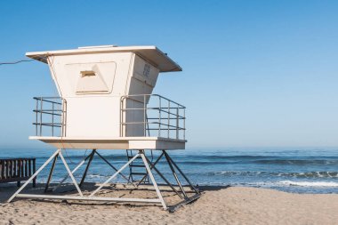 Cankurtaran Kulesi Moonlight Beach Encinitas, California, San Diego County içinde yer alan.