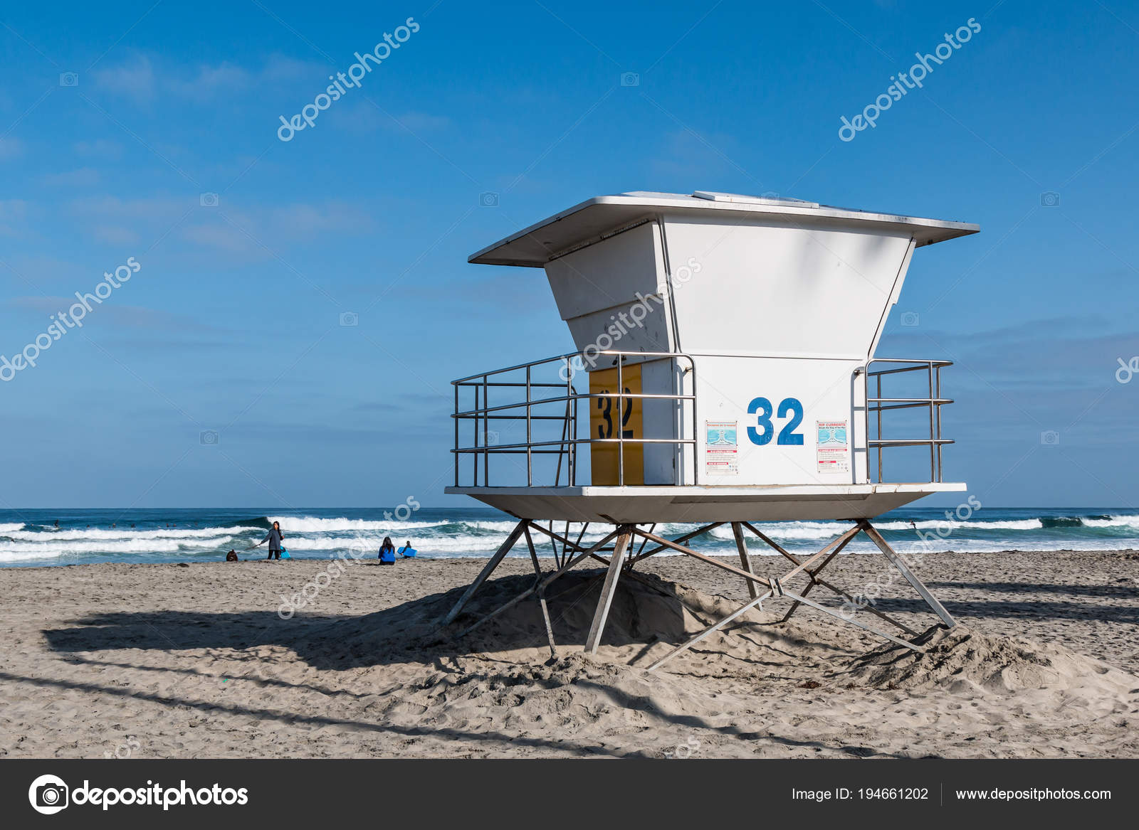 Jolla California Usa April 18 People Enjoy Sunny Day Beach Stock Editorial Photo C Sherryvsmith Jolla California Usa April 18 People Enjoy Sunny Day Beach Stock Editorial Photo C Sherryvsmith