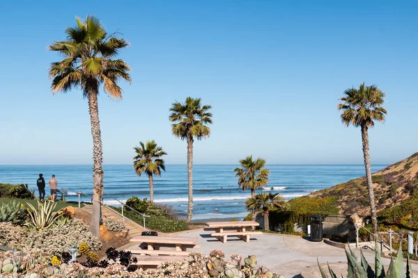 Solana Beach California Usa April 2018 People Enjoy View Ocean — Stock Photo, Image