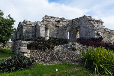 Tulum, Meksika 'daki Casa De Las Columnas antik Maya harabeleri..