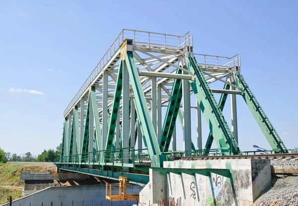 Puente ferroviario del Círculo Central de Moscú — Foto de Stock