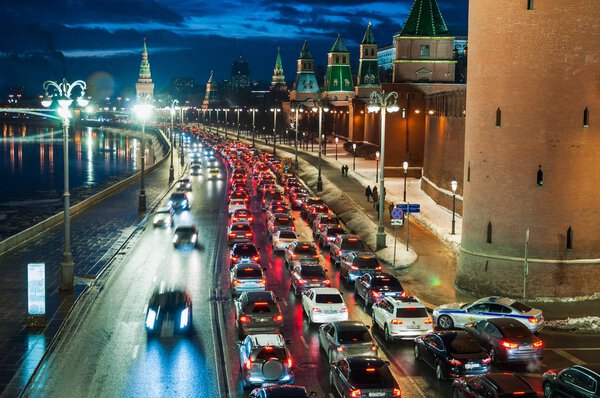 MOSCOW, RUSSIA - January 17, 2017: Traffic on the Kremlin embankment on a winter evening 