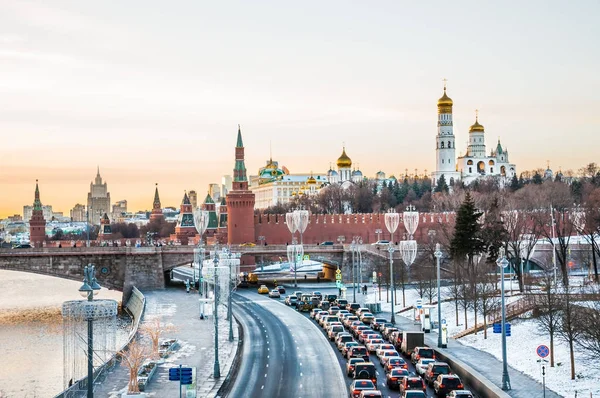 Moskwa Rosja Stycznia 2018 Widok Nasyp Moskvoretskaya Rzeki Moskwy Kremla — Zdjęcie stockowe
