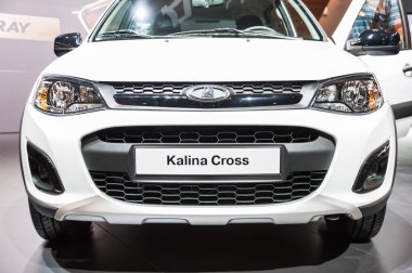 Moskova, Rusya - 27 Ağustos 2015. Crocus Expo. Uluslararası Sergi SUV'lar, kesişim ve off-road araç 