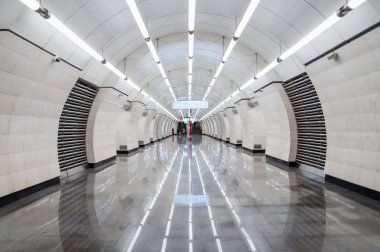 Moskova, Rusya - 26 Nisan 2018: İstasyonu Moskova Metro's Lyublinsko-Dmitrovskaya hatta 