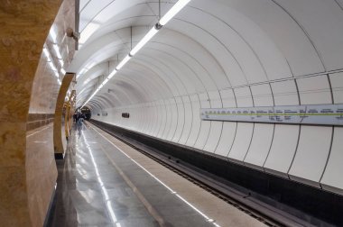 Moskova, Rusya - 26 Nisan 2018: İstasyonu Moskova Metro's Lyublinsko-Dmitrovskaya hatta 