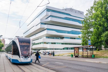 Moskova, Rusya - 1 Temmuz 2019: Alışılmadık bir bina. Ofis merkezi 