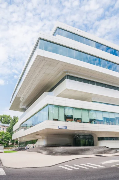 Moskau Russland Juli 2019 Ungewöhnliches Gebäude Bürozentrum Herrschaftsturm Das Gebäude lizenzfreie Stockbilder