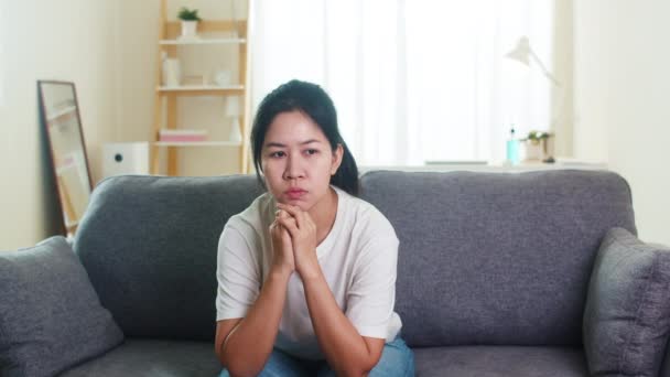 Depressed Crying Asian Business Woman Stressed Headache Sitting Sofa Living — Stock Video