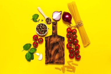 Taze sebze ile İtalyan gıda veya maddeler arka plan