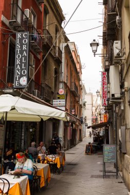 27 Nisan 2017 Cagliari, İtalya. Cagliari eski kasaba görünümü. 