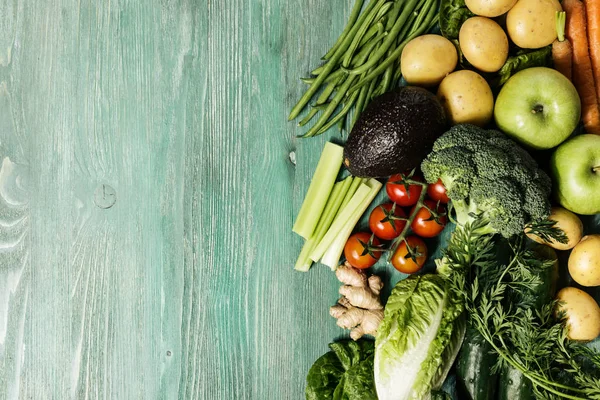 Fresh vegetables and fruits on table — Stock Photo, Image