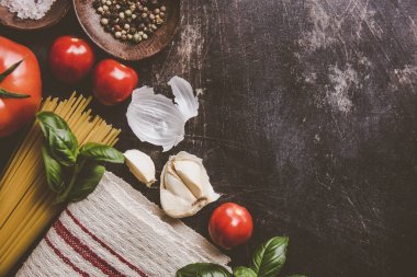 Lezzetli Ürünler tablosundaki makarna için