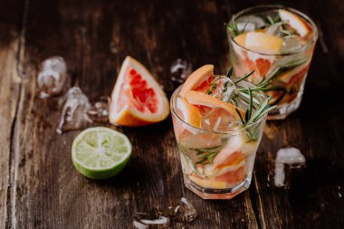 Greyfurt içki serinletici gözlük