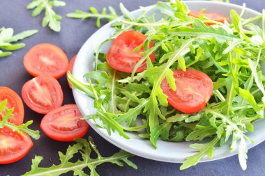 taze roka ile domates