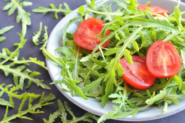 taze roka ile domates