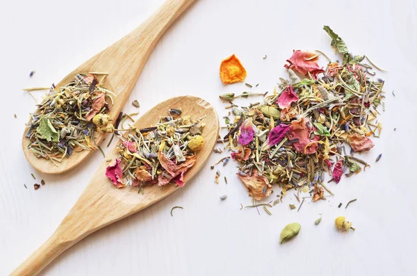 Bitkisel çiçek çay