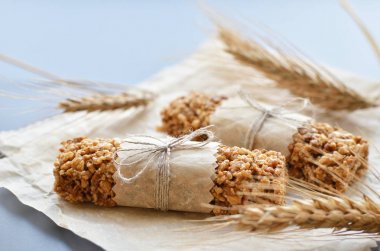 müsli barlar ile kuyrukkakan